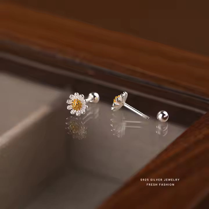 Little Daisy Stud Earring