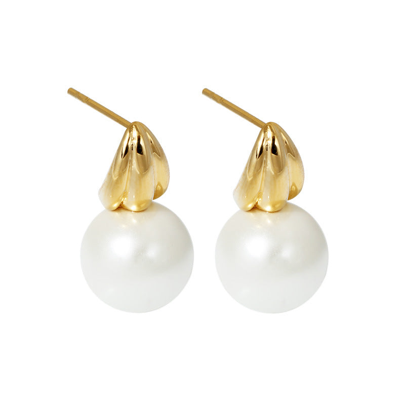 Pearl Drop Earring