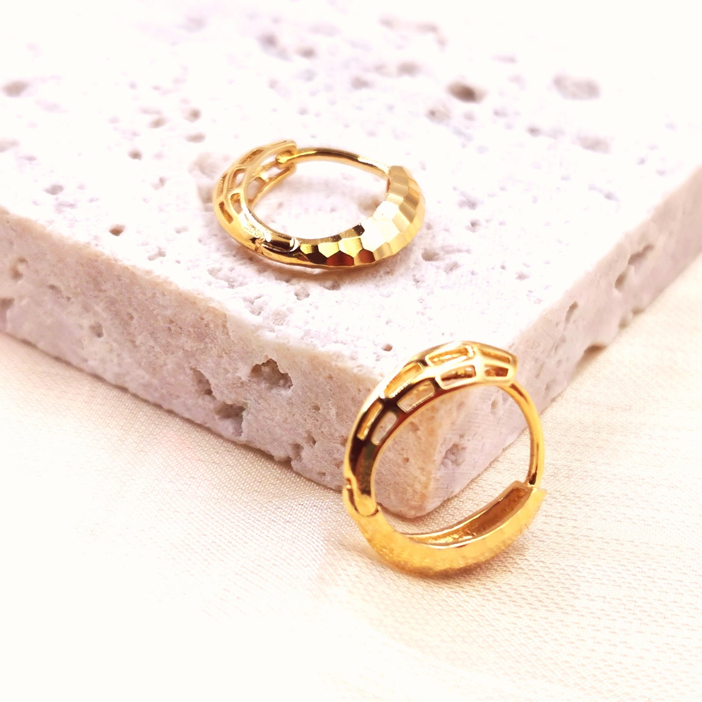 Plain ring Earring