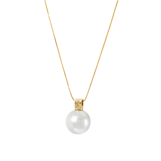 Classic Pearl Drop Necklace
